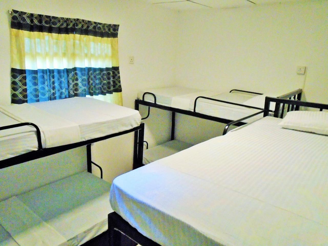 Ceylon Hostel-Galle Unawatuna Esterno foto