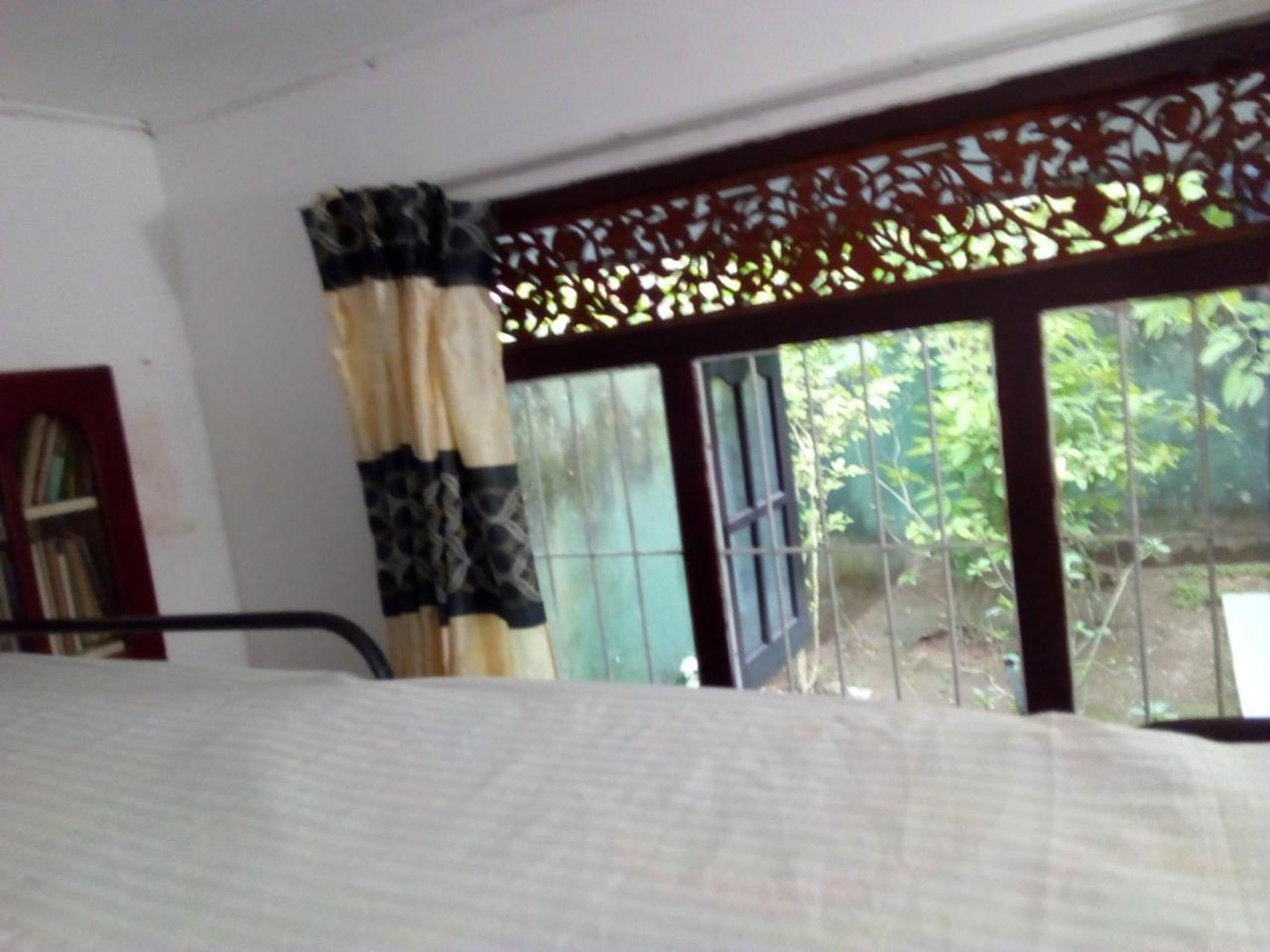 Ceylon Hostel-Galle Unawatuna Esterno foto
